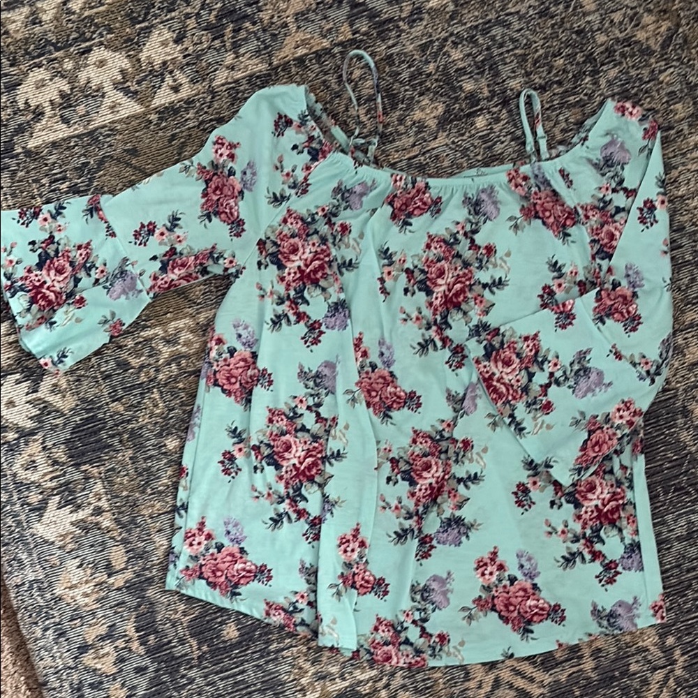 Floral Off-Shoulder Top - Mint Green size Large